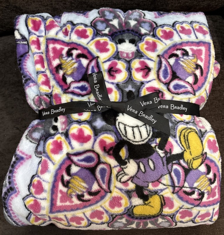 NEW! Vera Bradley Plush Disney Mickey's Sweet Treats Throw Blanket 50"x80"