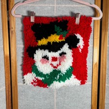 Vintage Snowman Latch Hook Wall Hanging Christmas Decor Pillow Winter Retro