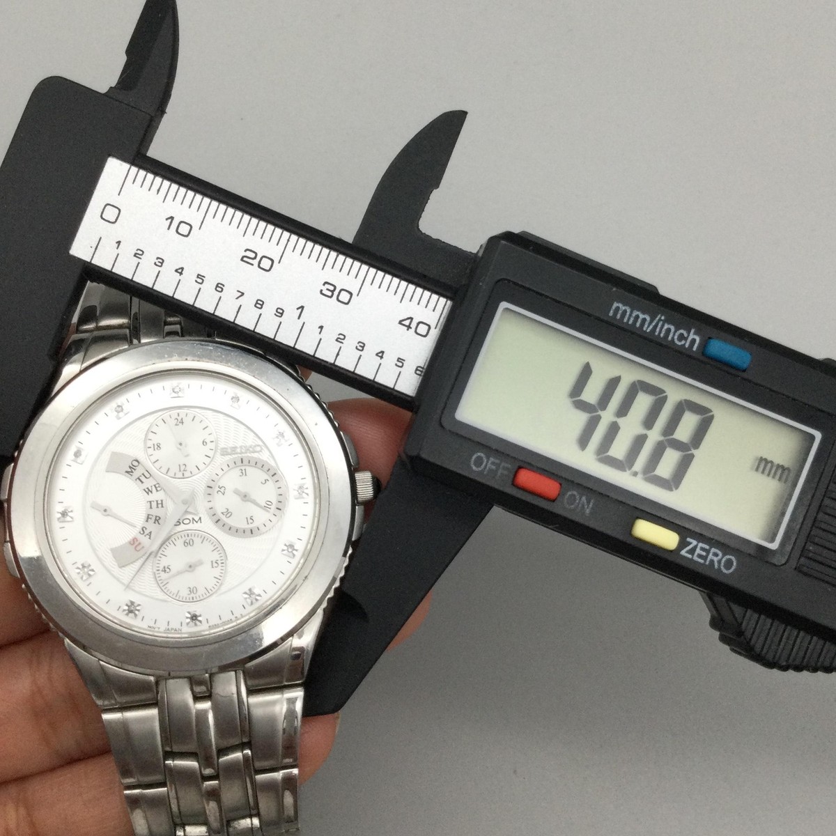 Seiko Le Grand Men Watch 41mm White Multi Dial Day Date 6G34-00A0
