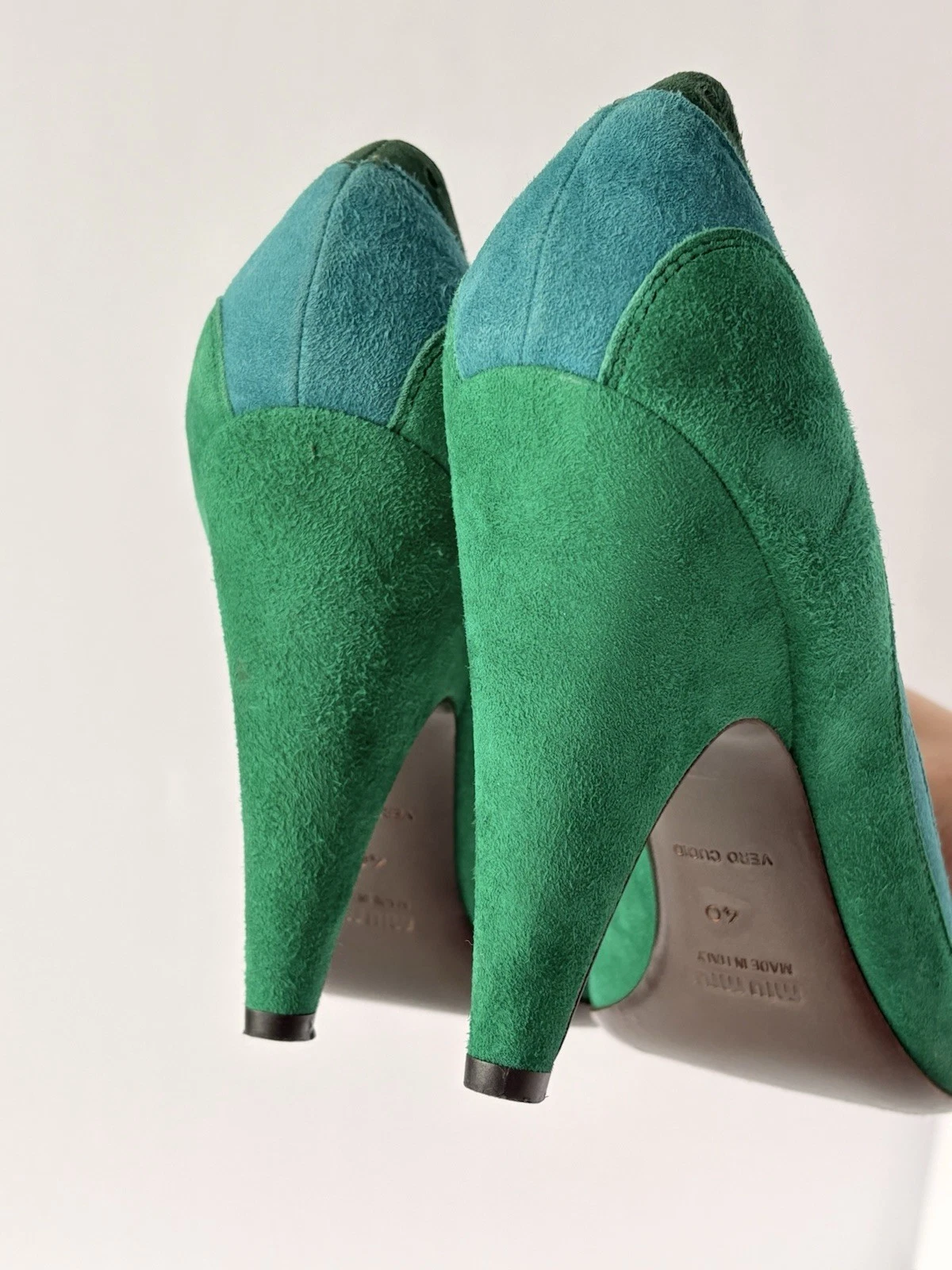 MIU MIU RUNWAY FW 2005 DÉCOLLETÉ SCAMOSCIATE TACCO TURCHESE BLU VERDE US 9 EU 40