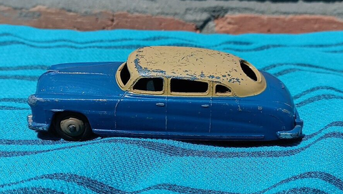 DINKY TOYS NO.139B HUDSON COMMODORE SEDAN (Original) - Picture 2 of 10