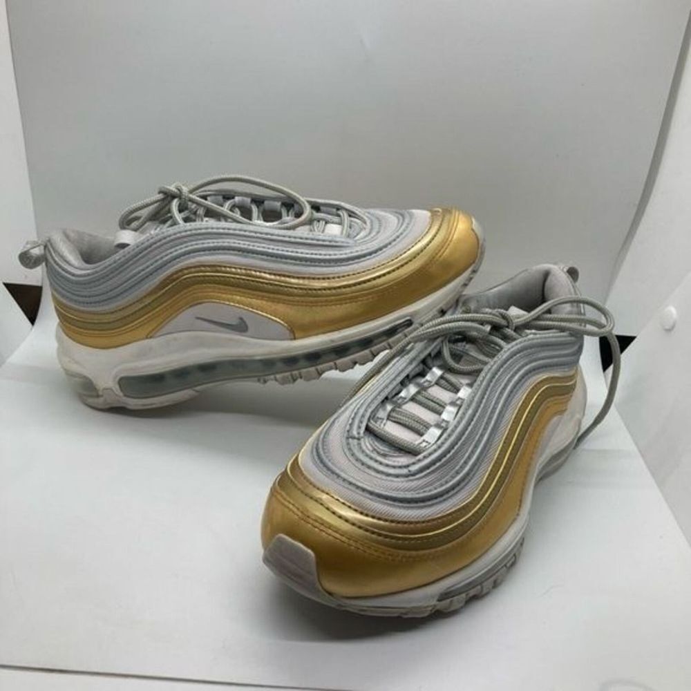 Nike Air Max 97 Women Size 7.5 in Metallic Gold and Gray