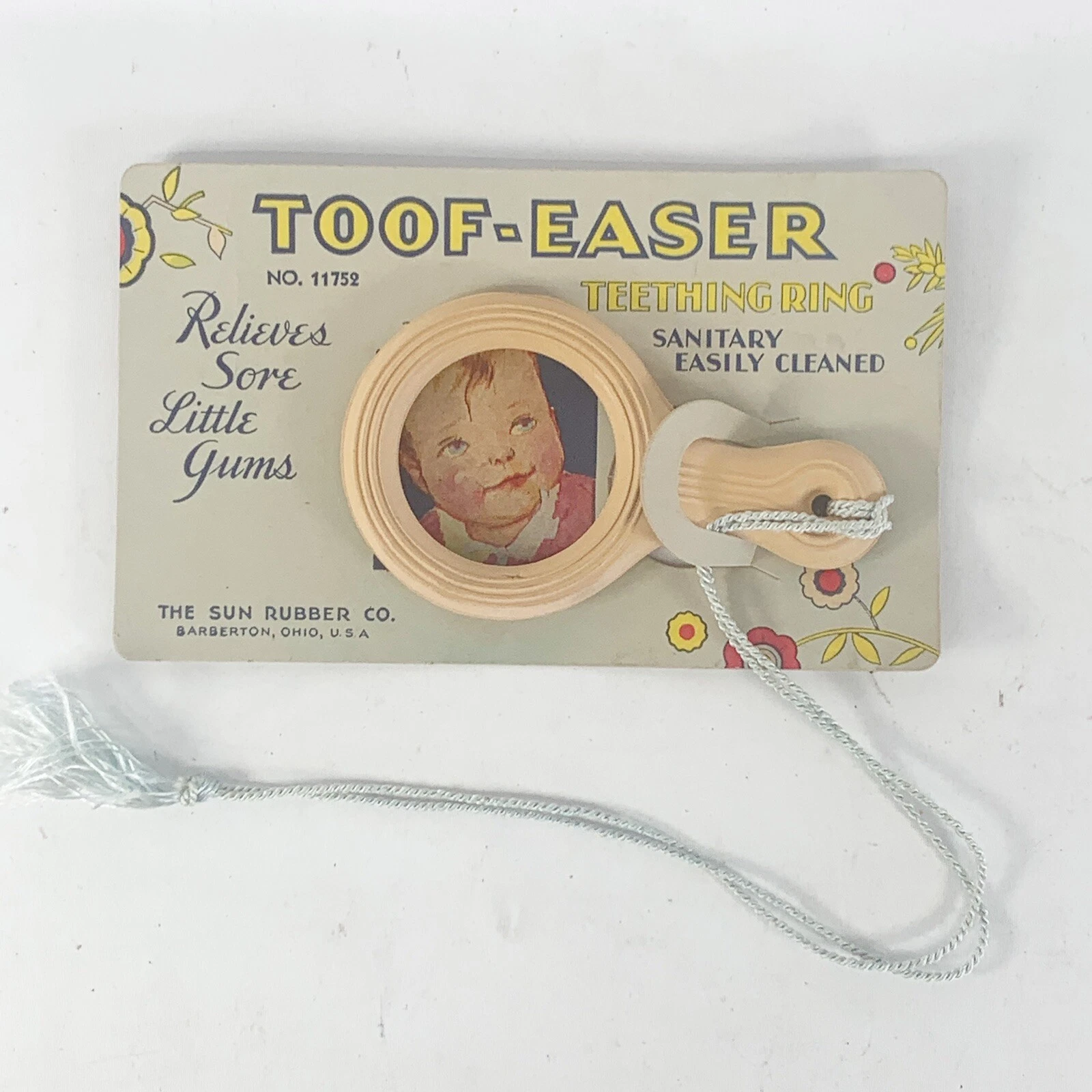 Toof Easer Vintage 1940s 1950s Baby Teething Ring The Sun Rubber Co USA Prop Ad
Opens in a new windo