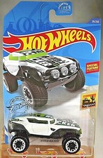 2020 Hot Wheels #29 Baja Blazers 9/10 HYPER ROCKER White-Black w/White BeadlocSp