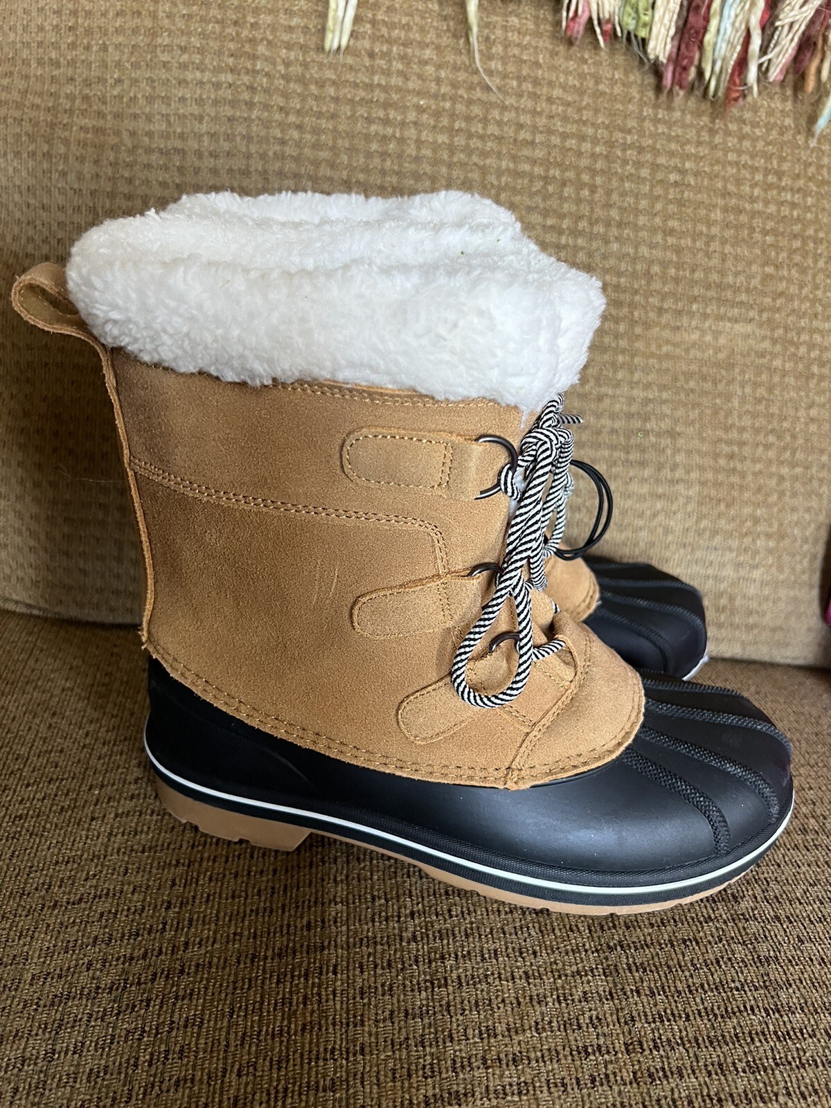 Cat & Jack Winter Snow Boots Girls/Boys Youth Brown Leather Waterproof