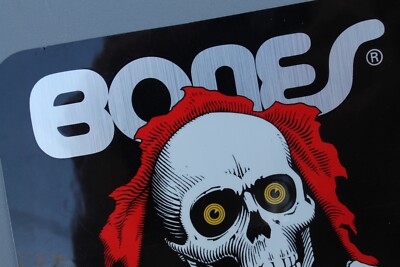 Powell Peralta Bones 80年代 ヴィンテージ ステッカー Amazon.com: Powell Peralta Bones Brigade Ripper Pilot Skateboard