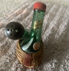 Vintage Salt/Pepper Shakers Wrapped Wine Bottles  4 INCHES TALL — photo 4