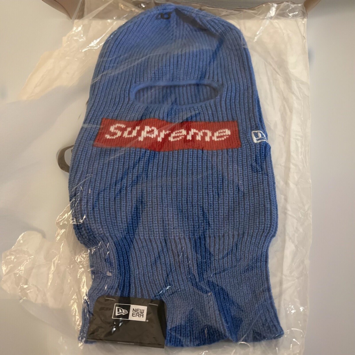 Supreme New Era® Box Logo Balaclava Supreme x New Era Box Logo Balaclava FW21 (FW21BN58) One