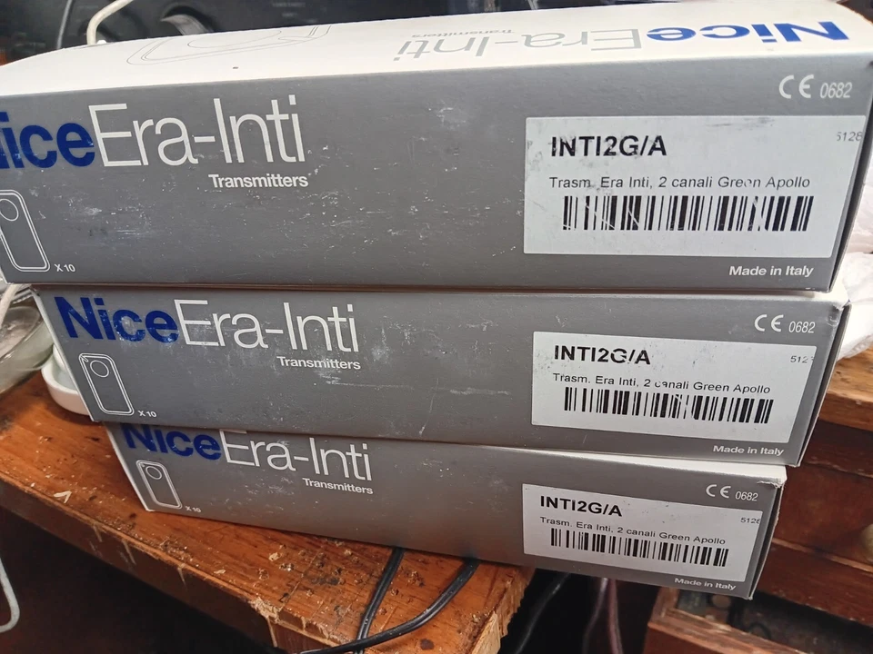 Pacote com 10 bons controles remotos Apollo Inti 2 canais mini transmissor INTI2/A - Imagem 4 de 4