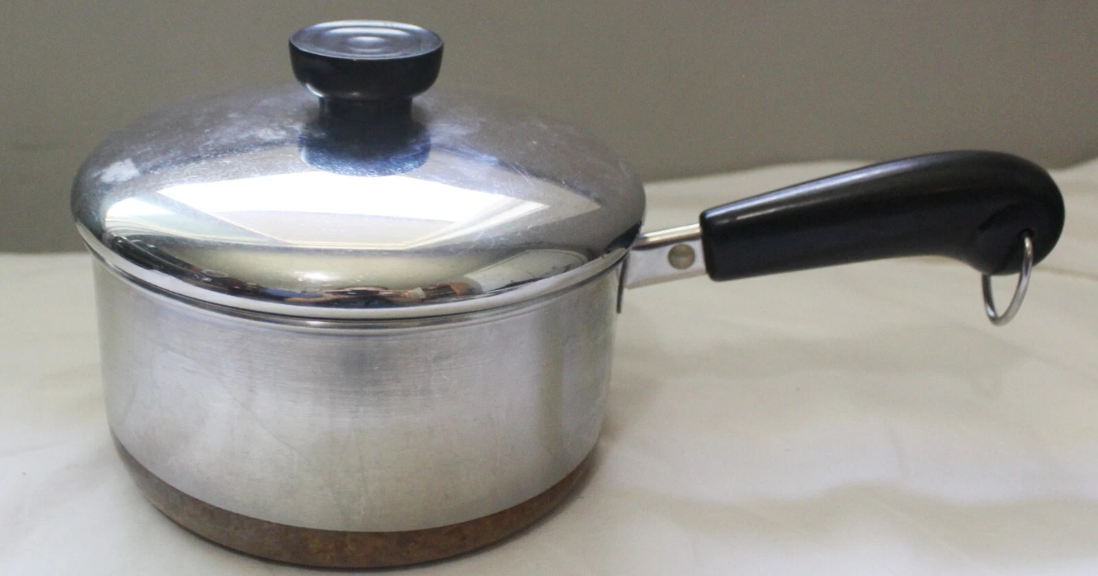 VINTAGE REVERE WARE 1.5 QT -88 COPPER BOTTOM CLINTON ILL USA LIDDED SAUCE PAN