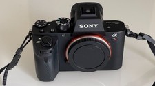 Sony a7R II Full-Frame 42.4MP Mirrorless Camera with Carl Zeiss FE 4/24-70 Vario