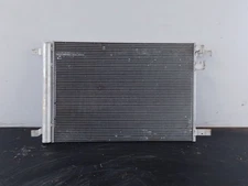 5Q0816411BD AIR CONDITIONING CONDENSER / RADIATOR CONDENSER / P2-B5-4 / 2622884