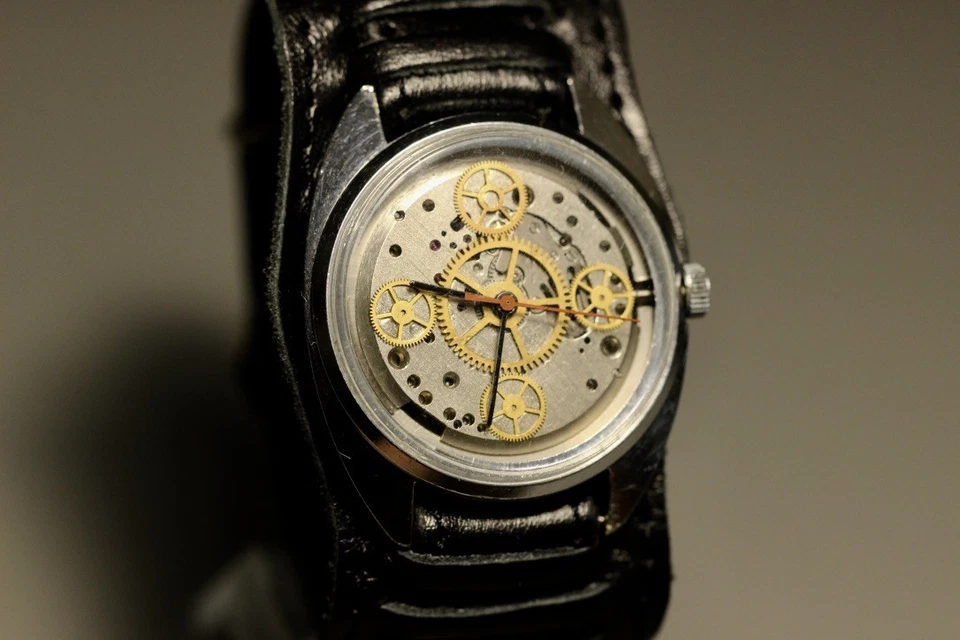 Reloj Pulsera Esqueleto Esclava Mínimo Estilo Steampunk De Colección Soviético Foto 3 de 4