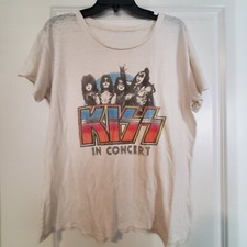 KISS Women's Concert T-Shirt- Cotton- S/M- Rock Memorabilia- 2017- Gene Simmons