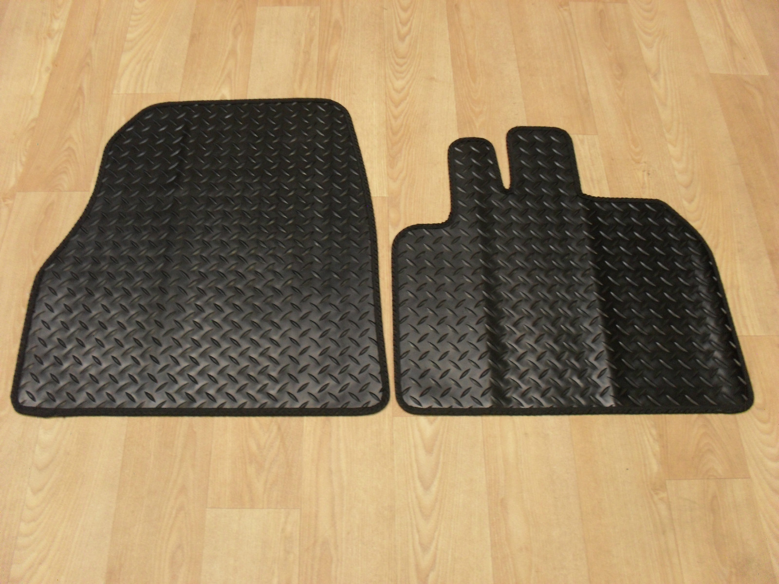 Car Mats for Mercedes Citan 2012-on Tailored Fit RUBBER Car Mat Set in Black