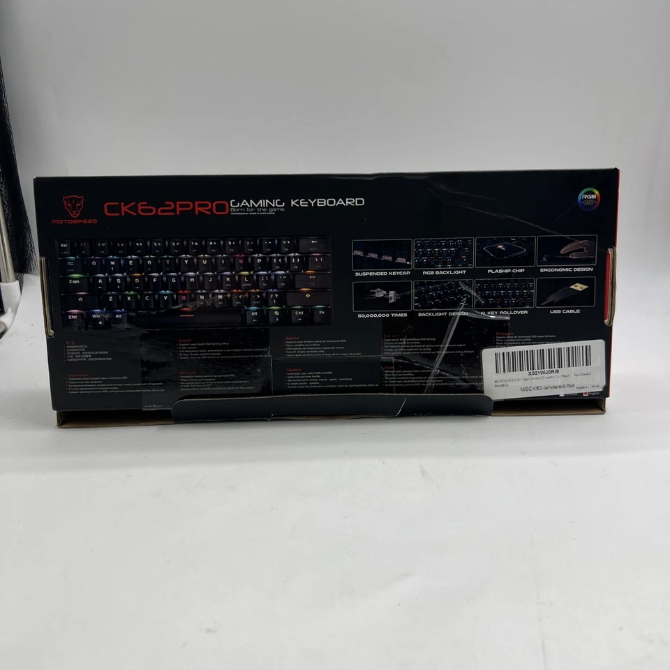 White Motospeed CK62 Bluetooth & Wired 60% RGB Keyboard Red Switch - Image 2 of 3