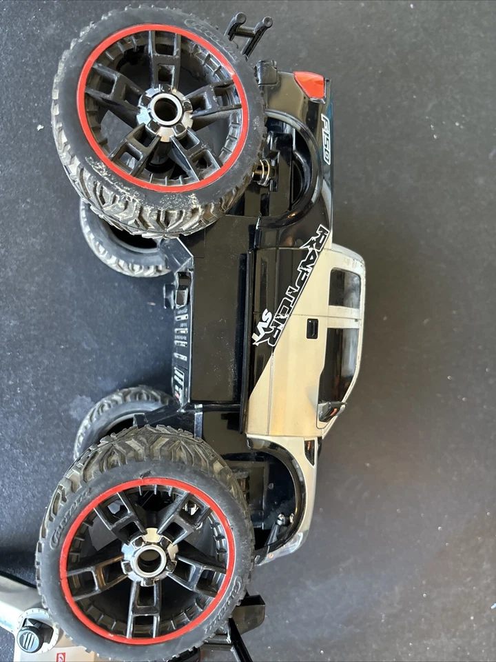 Carrera RC Ford F-150 Raptor SVT 1/16 Scale Truck Remote Control Car Parts - Image 4 of 4