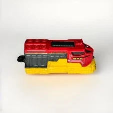 2015 Matchbox MBX Heavy Freighter Train Engine Red & Yellow Metal Plastic Mattel