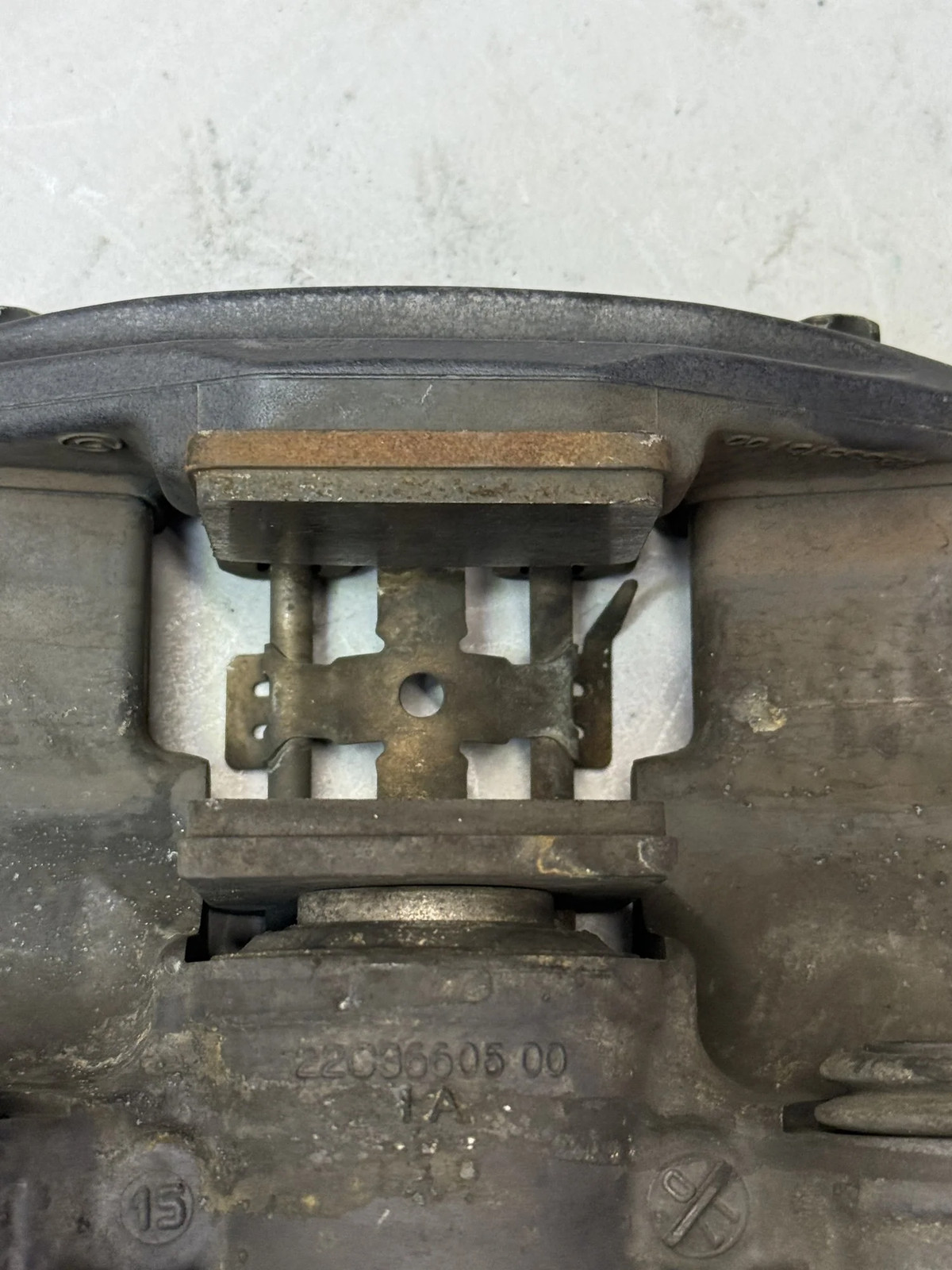 McLaren 570S 2016-2021 Rear Parking brake caliper