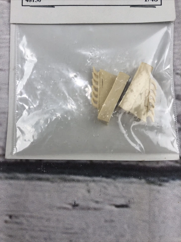 Ultracast #48150  1/48 - Supermarine Spitfire MkV 6-stack Exhausts (TAM KIT) NEW - Image 3 of 4