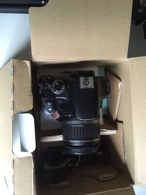 Canon EOS 450D 12,2 MP DSLR mit Canon EF 28-80mm Objektiv inkl. Zubeh.