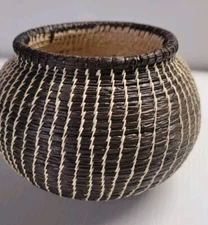Handmade Vtg  Tribal African  Lagrima Basket Woven Brown Cream Small