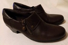 "CLARK'S Bendables" Heeled Bootie Shoes Womens Sz 9M Brown Leather Side Zipper