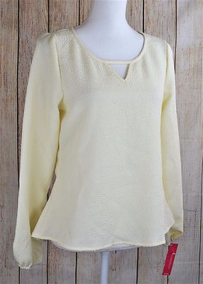 Xhilaration Textured Blouse Top Keyhole Front Back Ivory Long Sleeve Small S