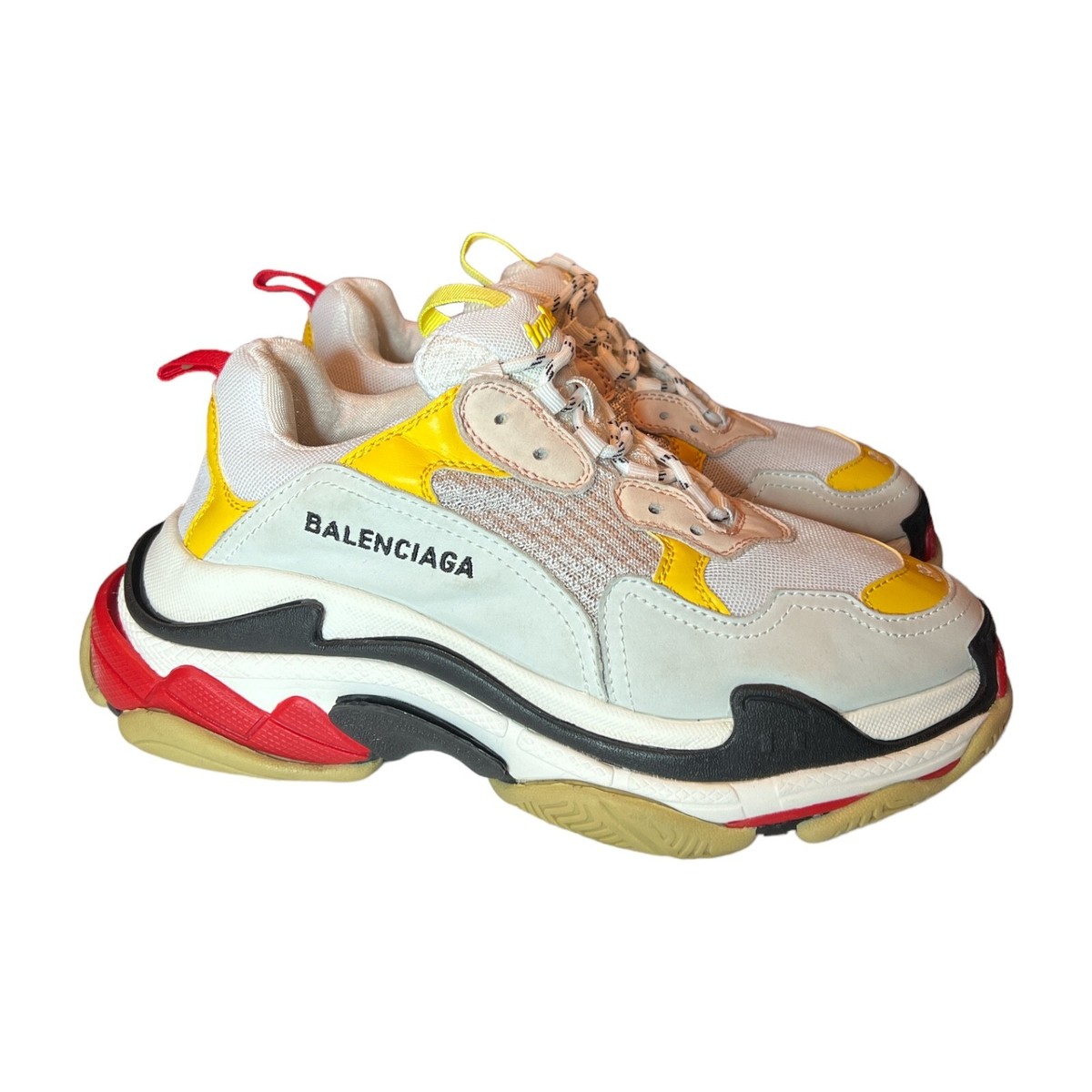 balenciaga triple s creme