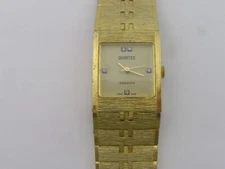 Vintage Quartex Mens Dress Watch w/ Band 1970's Manual Wind