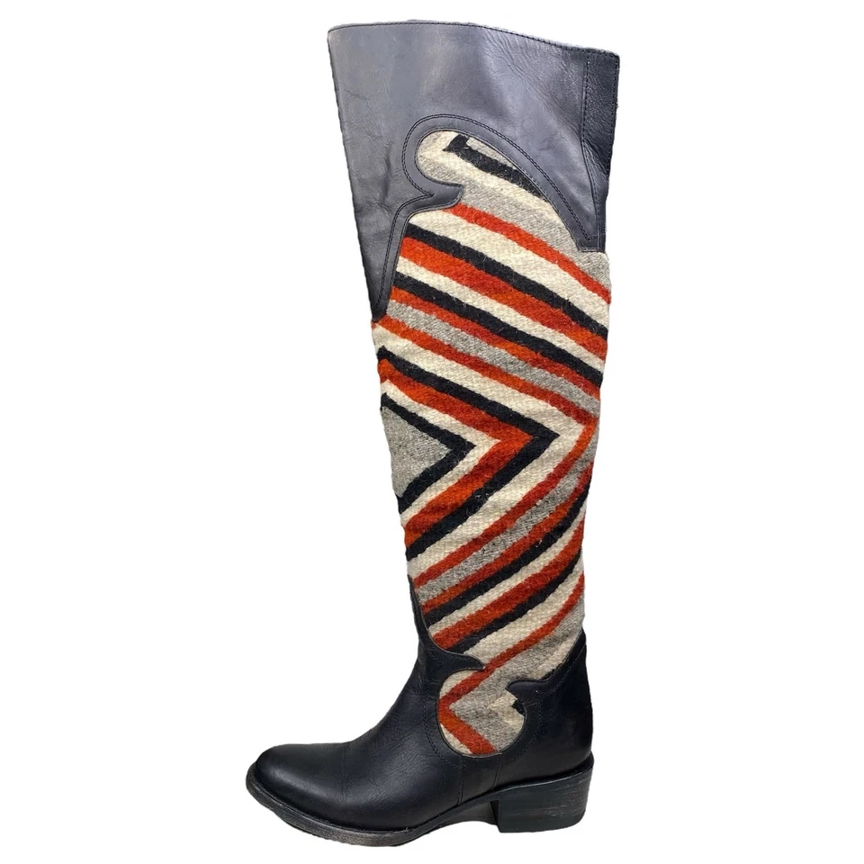 Botas Acolchadas Freebird By Steven Cabal Cuero Negro Sobre la Rodilla Talla US 6 Foto 3 de 4