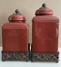 GRACIOUS GOODS "GG" BURGUNDY CERAMIC TUSCAN COLLECTION CANISTER SET OF 2