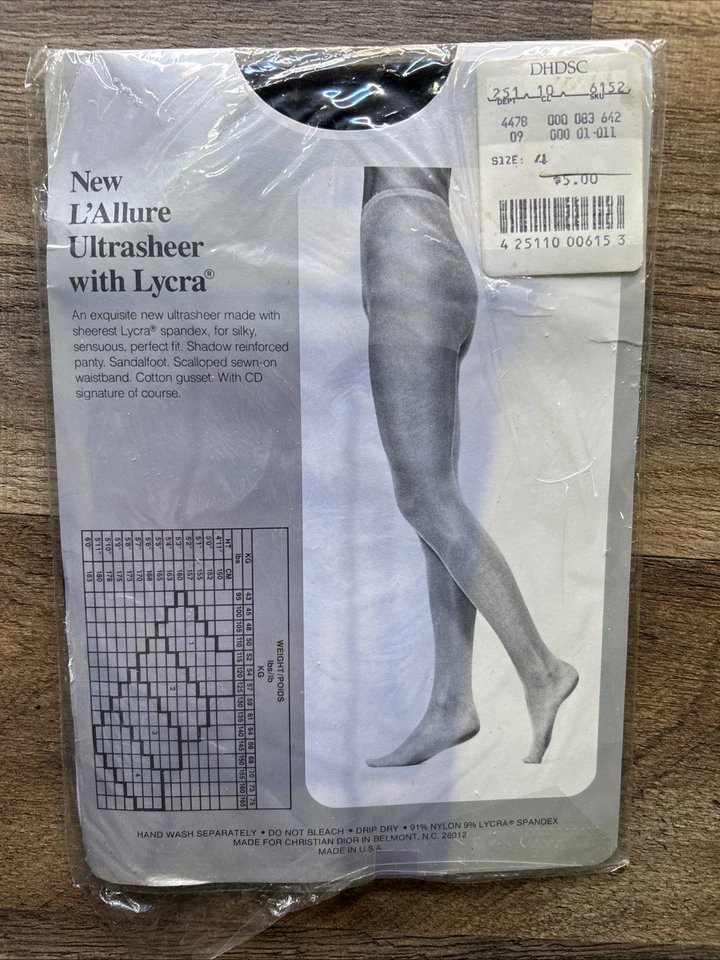 Vintage! Meia-calça Christian Dior L'Allure ultra-transparente preta, tamanho 4 preta  - Imagem 3 de 3