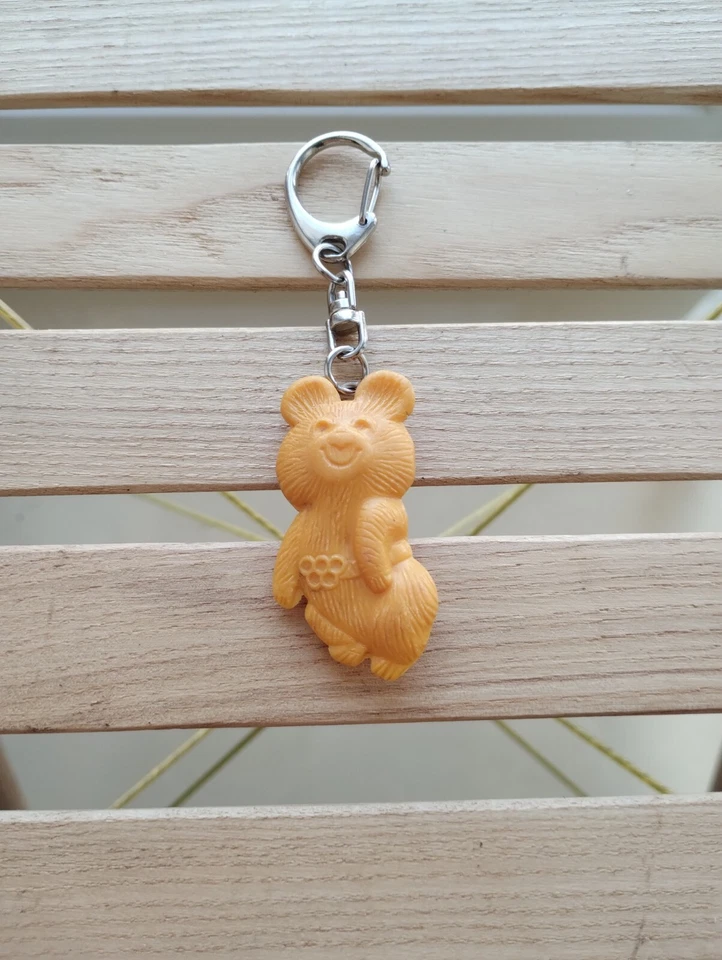 Olympic Vintage keychain Bear USSR 1980 SOVIET Union 80 Mishka - Image 2 of 4