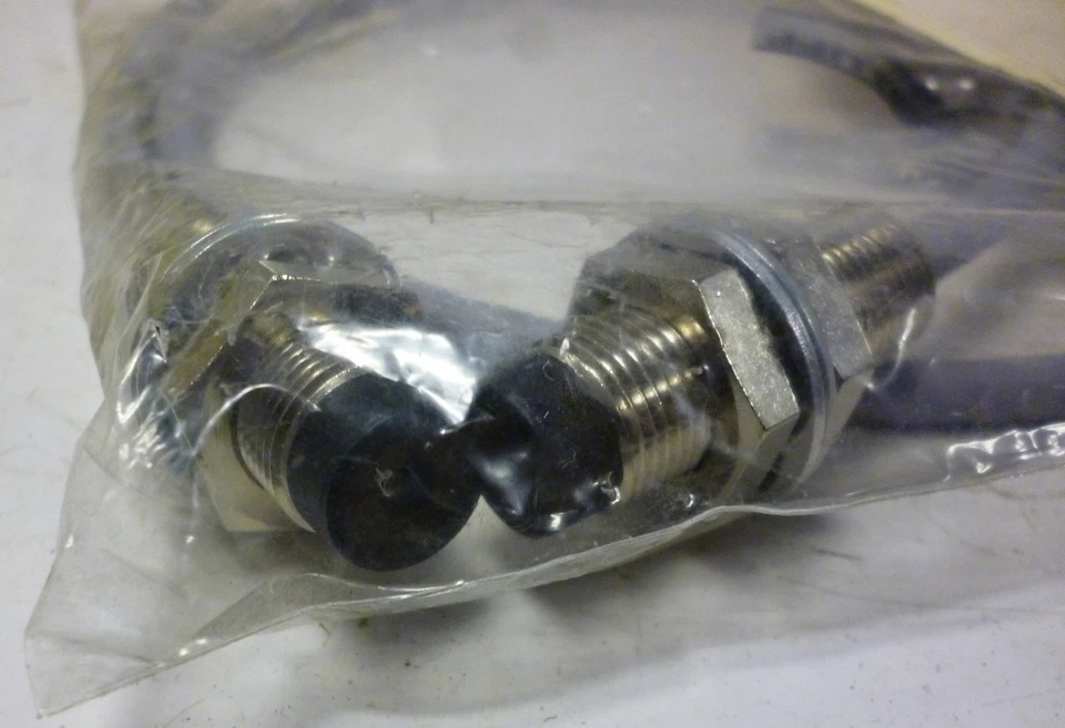 Balluff BES TR 12-NE-0.6 Proximity Sensor - Image 2 of 3