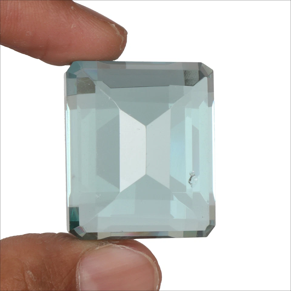 Большой ограненный в лаборатории драгоценный камень синий аквамарин 65 карат россыпью - Изображение 3 из 3
