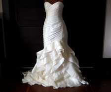 Kelly Faetanini 100 Silk Ivory Strapless Sweetheart Wedding Gown Asymmetric 10