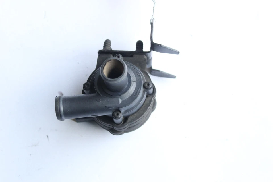 VOLKSWAGEN TOUAREG 2004-2007 MOTOR BOMBA DE AGUA AUXILIAR J2009 Foto 3 de 4