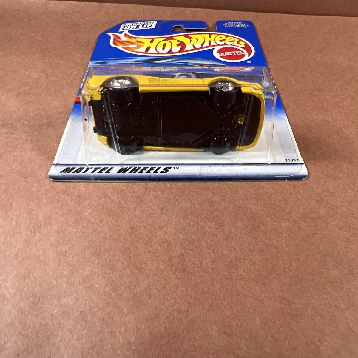 1999 HOT WHEELS TREASURE HUNT TH FERRARI F512M W/RARE BLACK BASE