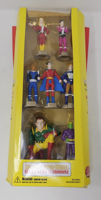 DC Direct Legion of Super Heroes ClubHouse PVC Set 7-Figures Box Damage