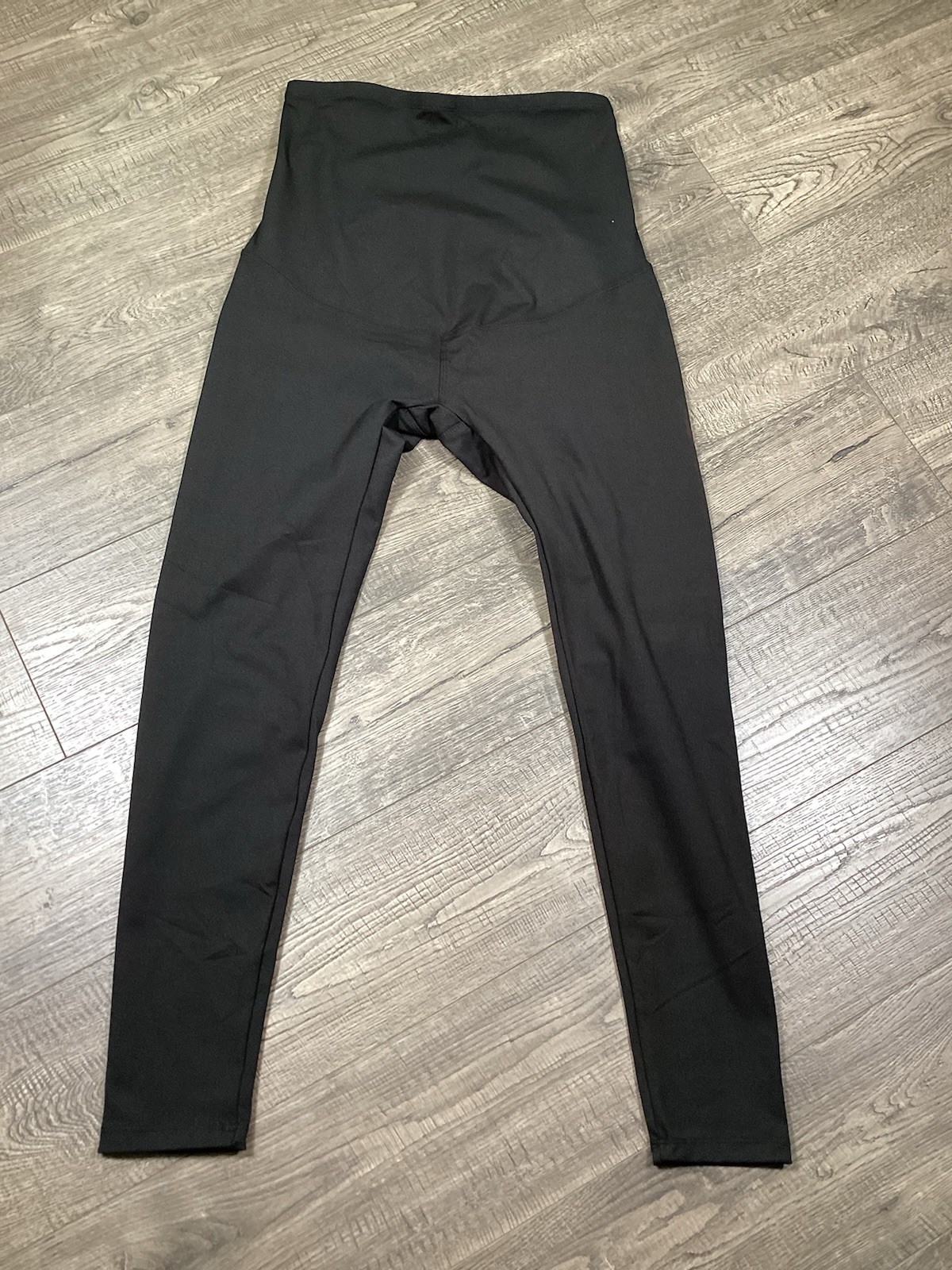 Black Maternity Over The Belly Active Leggings Medium High Waist Stretchy NWOT