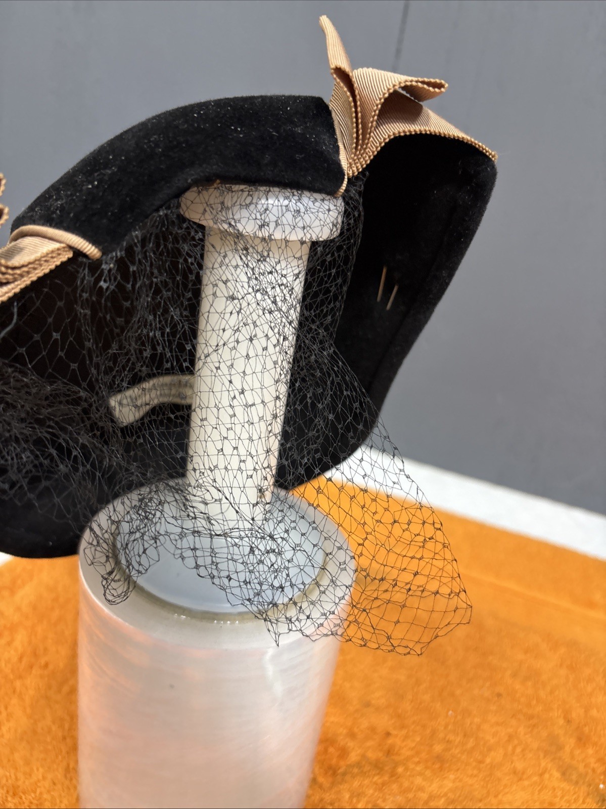 N-15-Vintage CHRISTIAN DIOR 1950-60s Black Velvet Sequins Hat New York 2 Hat Pin thumbnail 5