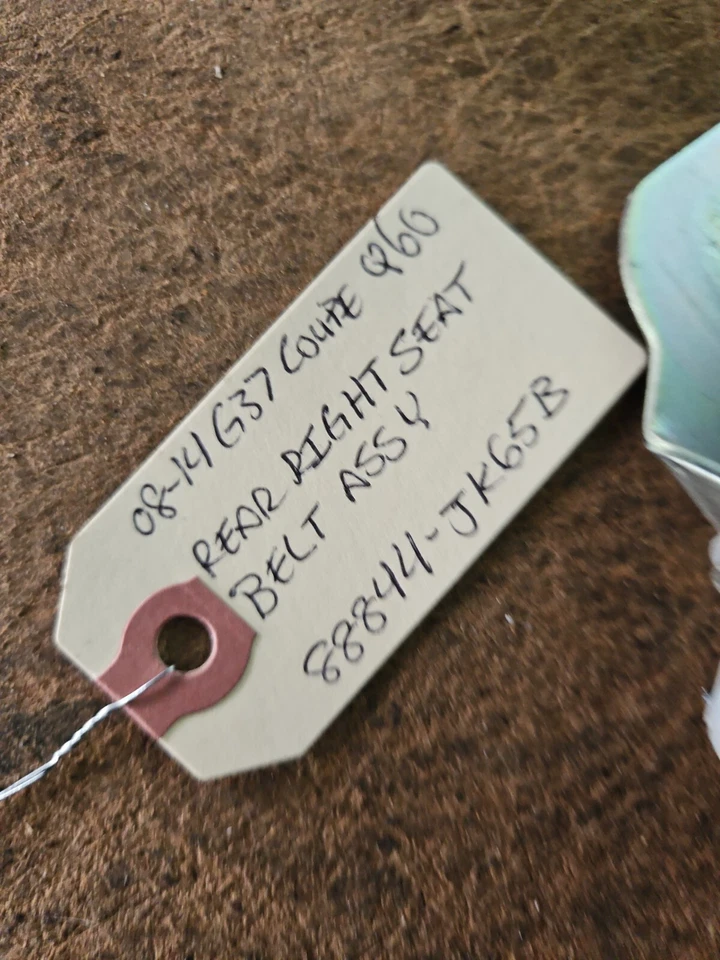 08-14 Infiniti G35 Coupe Q60 conjunto de cinto de segurança traseiro direito 88844-JK65B - Imagem 2 de 4