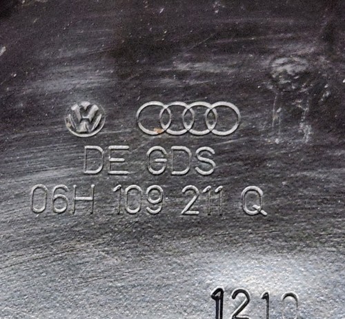 2009 - 2013 Volkswagen CC GTI Engine Lower Timing Cover 2.0L TSI 06H109211Q - Picture 3 of 3