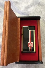 Vintage Gold Ronson / Red & Black Lighter In Original Wood Box Un-Struck