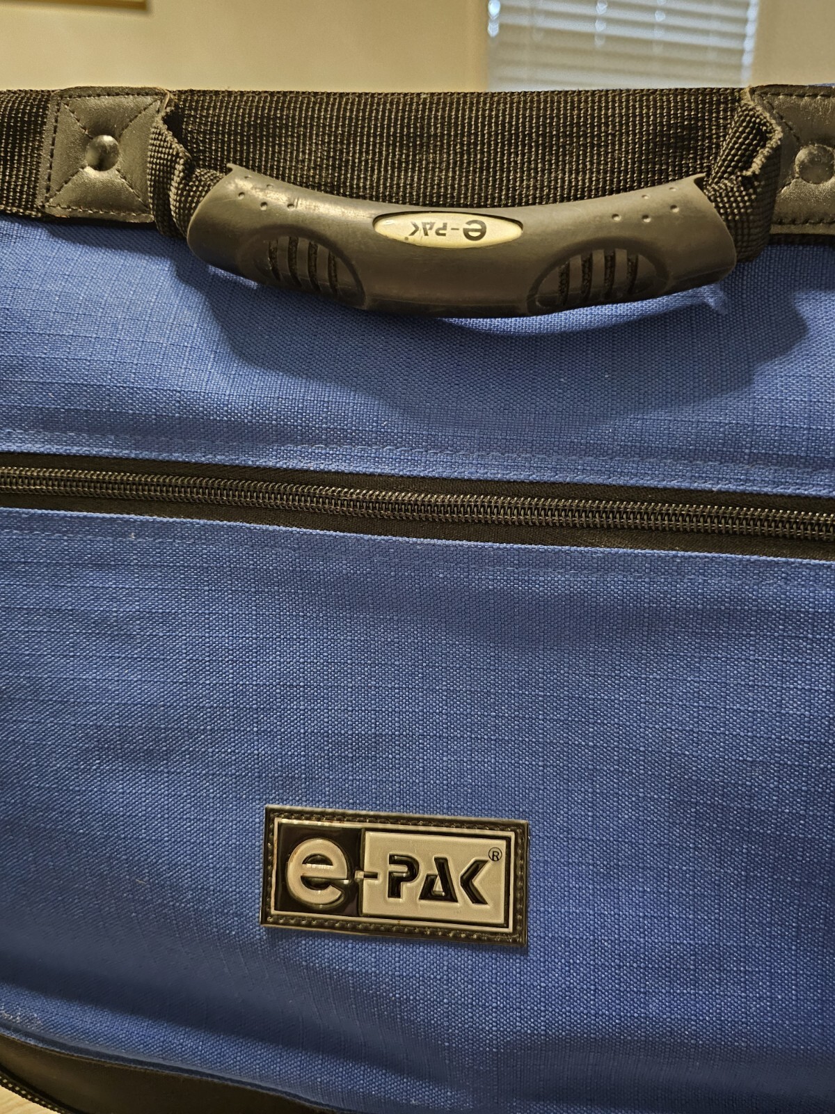 e-PAK, computer backpack, Messenger Bag , # E - image 2