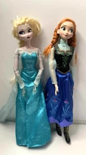 Disney Frozen Elsa/Anna  Singing Doll 17" 2013 Original Disney (M3)