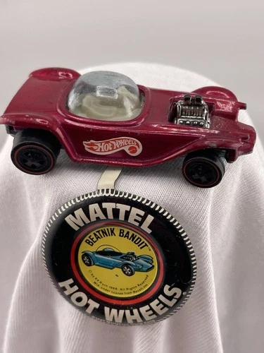 Hot Wheels Redline Car 1967 Beatnik Bandit Red Hong Kong W/Button Original #16
