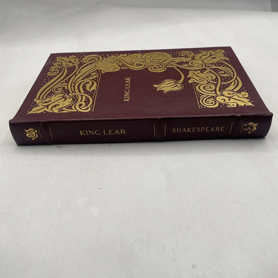 The Easton Press — KING LEAR by WILLIAM SHAKESPEARE - Image 2 of 4