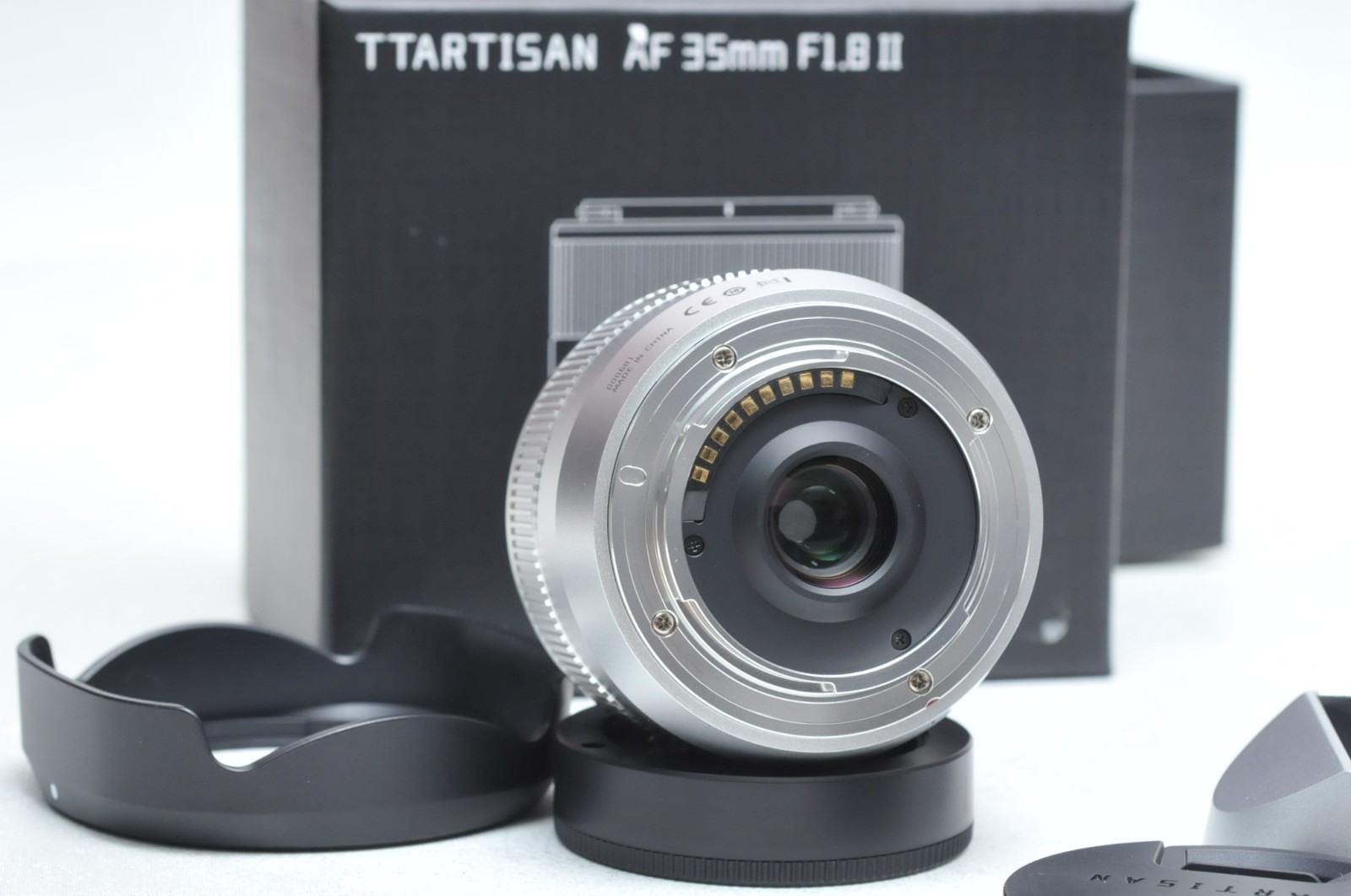 Artisan AF 35mm f/1.8 ED II X autofocus Apsc lens for Fuji X mount Silver